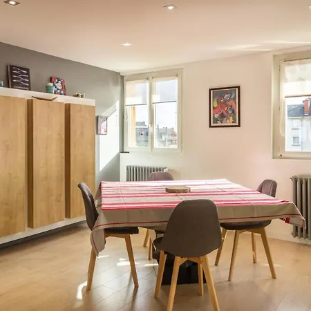 Le Victor Hugo T3 Proche Musee Soulages *